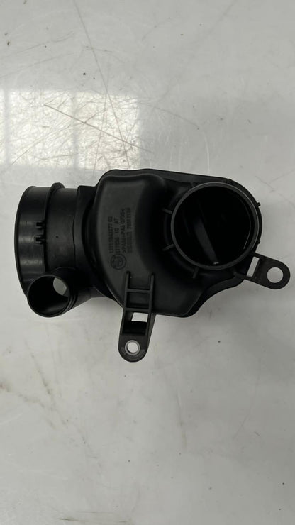 BMW Air Channel 1371 7843277 5 Series F10 and 6 Series F06, F12, F13