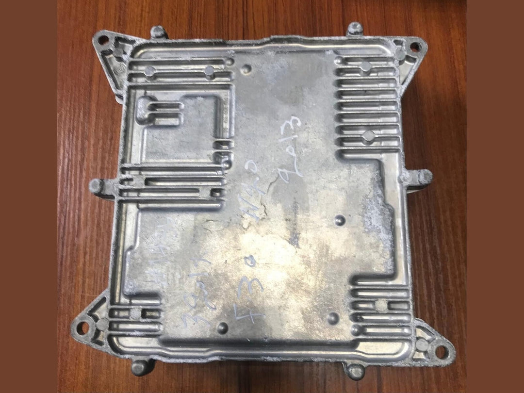 BMW 320iX N20 ENGINE CONTROL COMPUTER ECU ECM DME 8610635