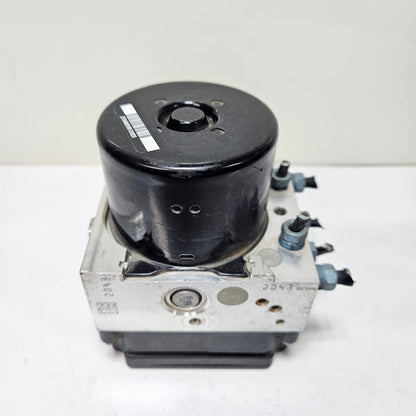 2012-2013 BMW 3 Series F30 320i 328i 335i ABS Pump Control Module 6793936
