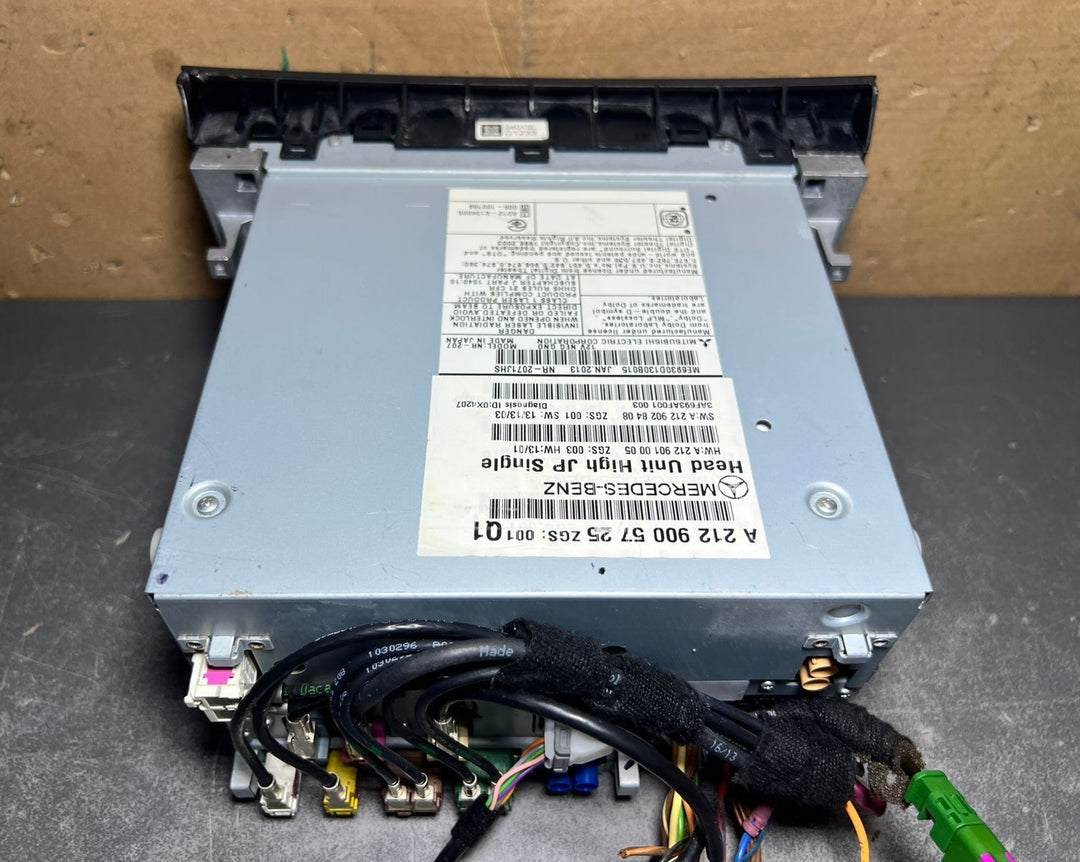 2012–2014 Mercedes-Benz W212 E-Class Head Unit CD Player A212 9005725 OEM