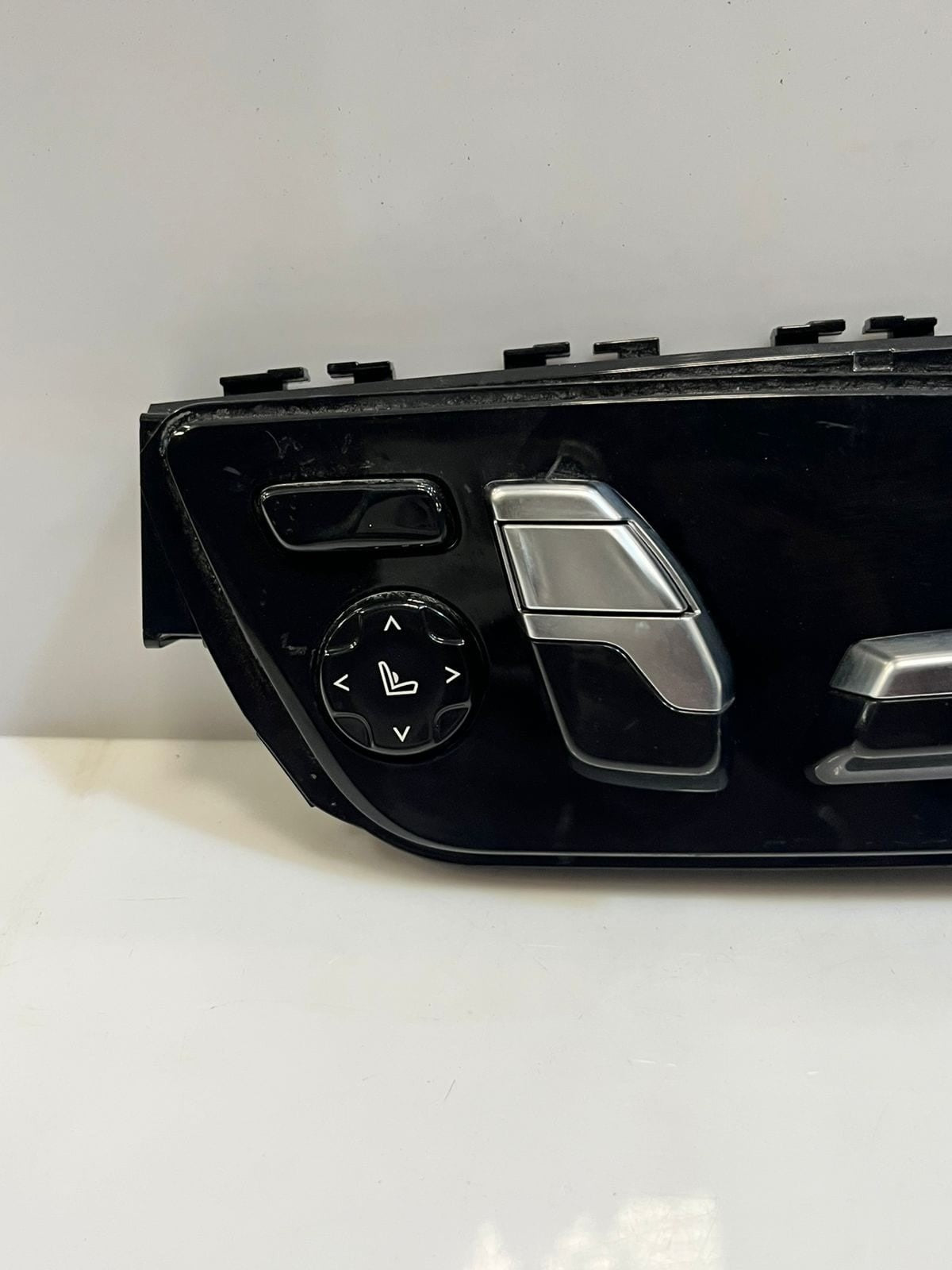 BMW 5 7 Series G30 G31 G11 530i Seat Adjustment Control Switch Panel 6834262