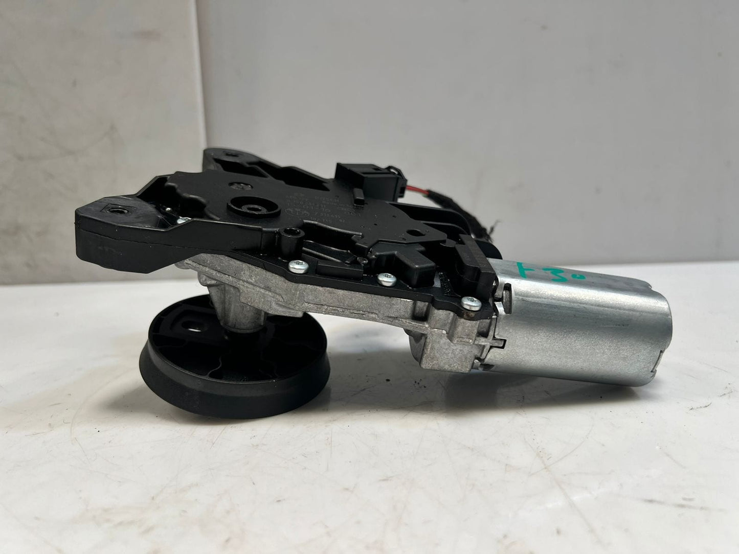 BMW 3 Series F31 5 Series F11 LCI Rear WINDOW Wiper Motor 7311415
