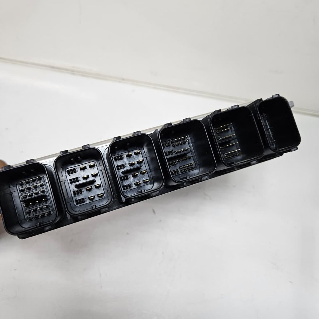 5A57781-2023 BMW X3 330i B48 Engine Control Module ECM DME Key Set