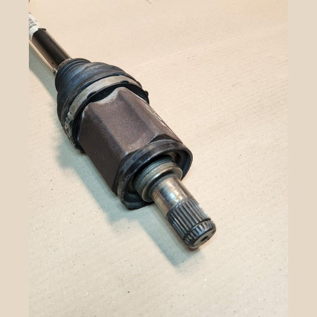 2011-2017 BMW X3 Front Axle Shaft 7598027 X3 F25 and X4 F26 FRONT LEFT