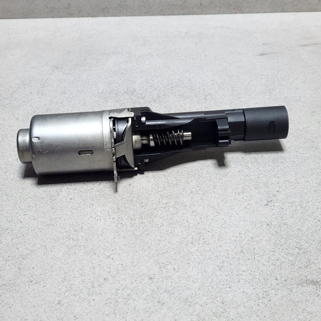 2015-2016 BMW 228i Eccentric Shaft Valve Actuator 7603979 N20 N55 S55