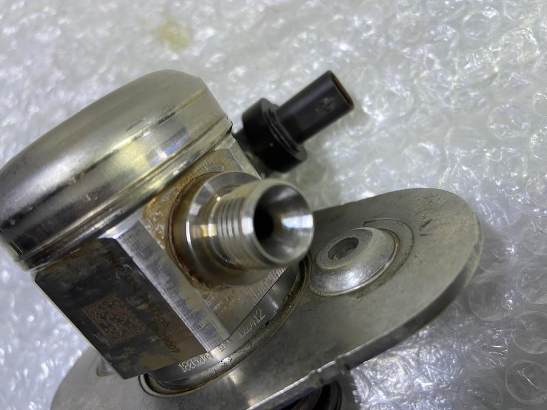 OEM BMW B38 B58 B46 F20 F22 F30 F31 F32 G30 High Pressure Fuel Pump 7642466