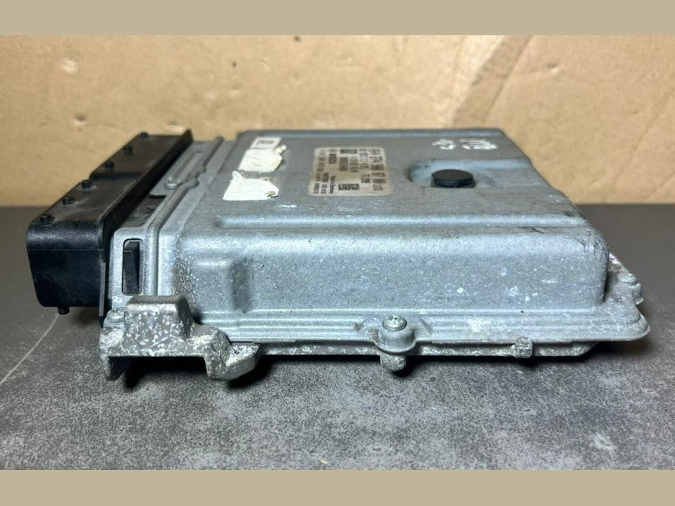 10-14 Mercedes W204 C-CLASS Engine Control Module Unit ECM ECU A274 9000700 OEM
