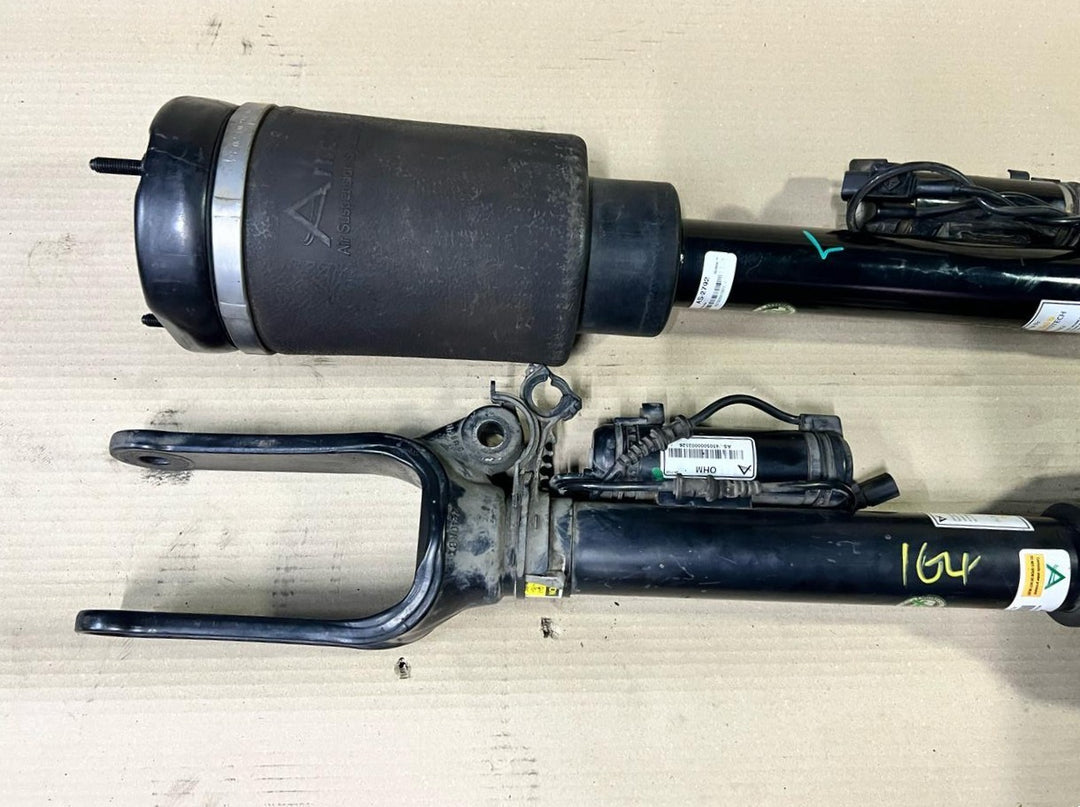 Mercedes W164 GL450 Front Right \ Left Side Air Suspension Shock Absorber Strut