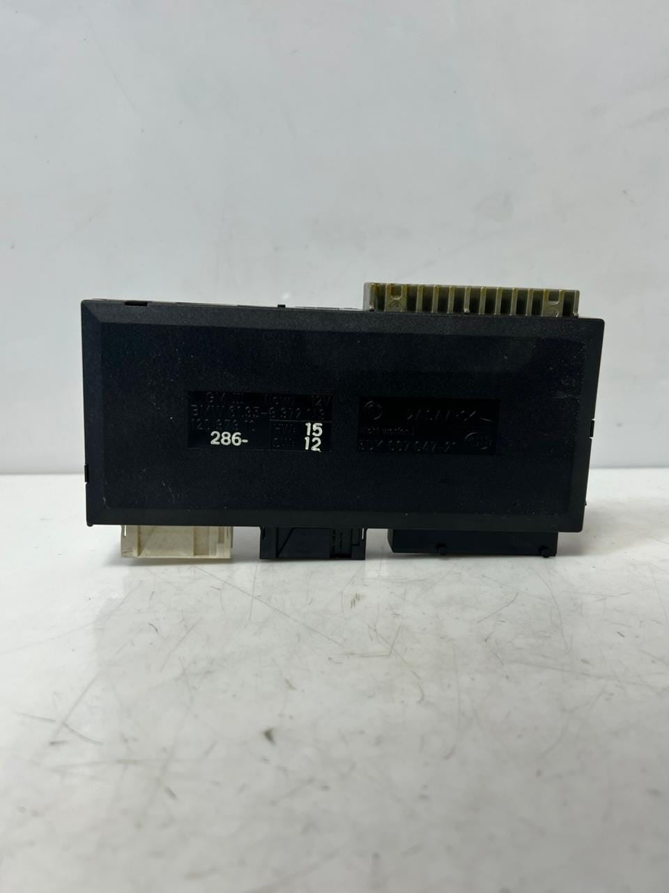 BMW 5 Series E39 523I Comfort Control Unit ECU 8372143 OEM