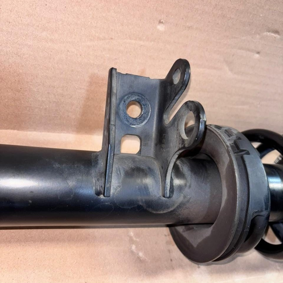 BMW Front Shock Absorber Strut 6784017 5 Series F10 F11 Front Left