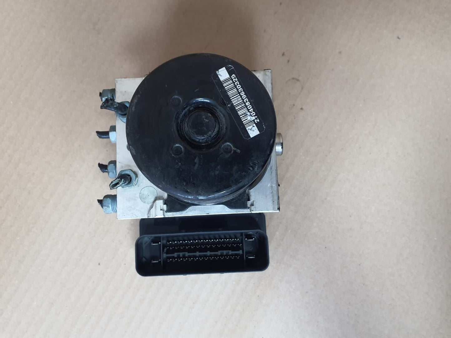 2012-2013 BMW 1' 3' F20 F30 F31 320i DSC ABS Pump Control Module 6862246-01