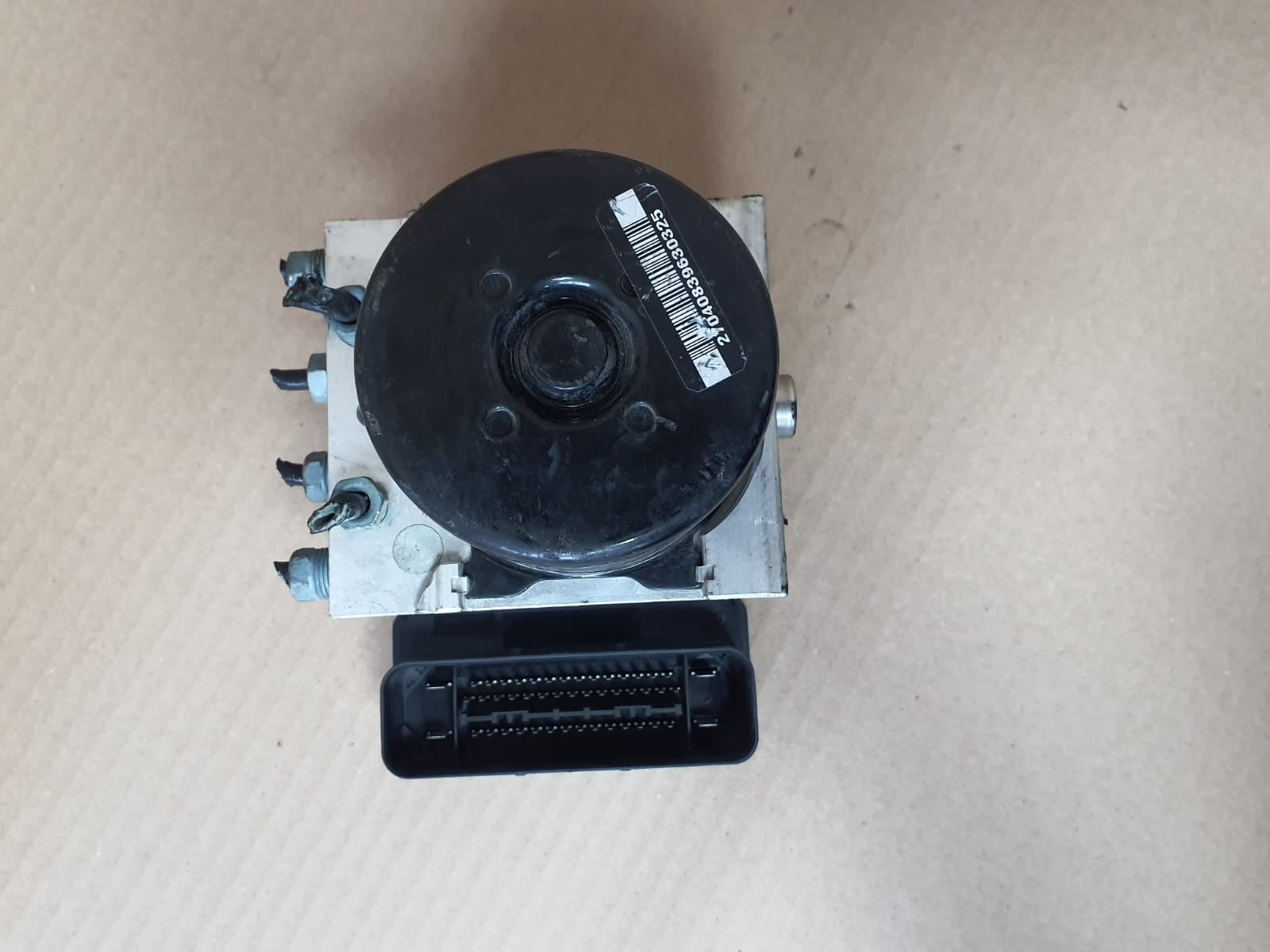 2012-2013 BMW 1' 3' F20 F30 F31 320i DSC ABS Pump Control Module 6862246-01