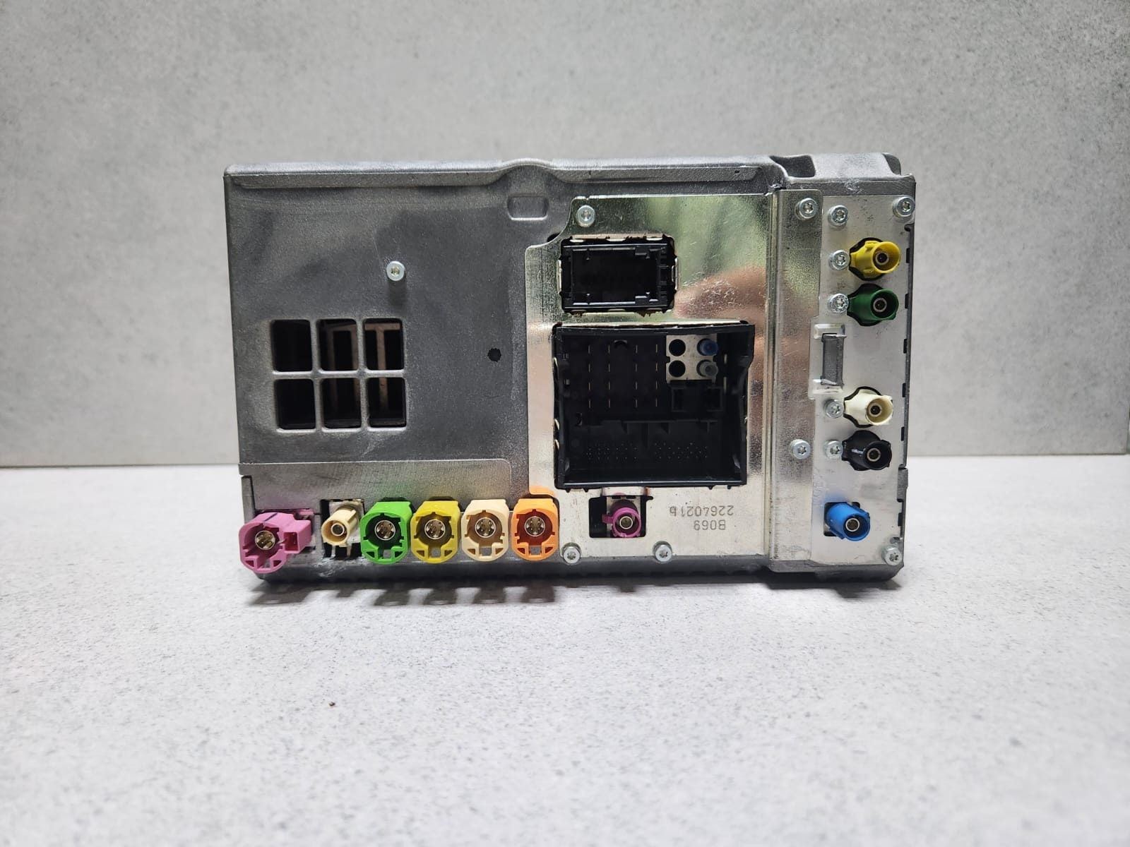 BMW Navigation Head Unit 9347822, F01 7 Series, F30 3 Series, and F15 X5 NBT HU 