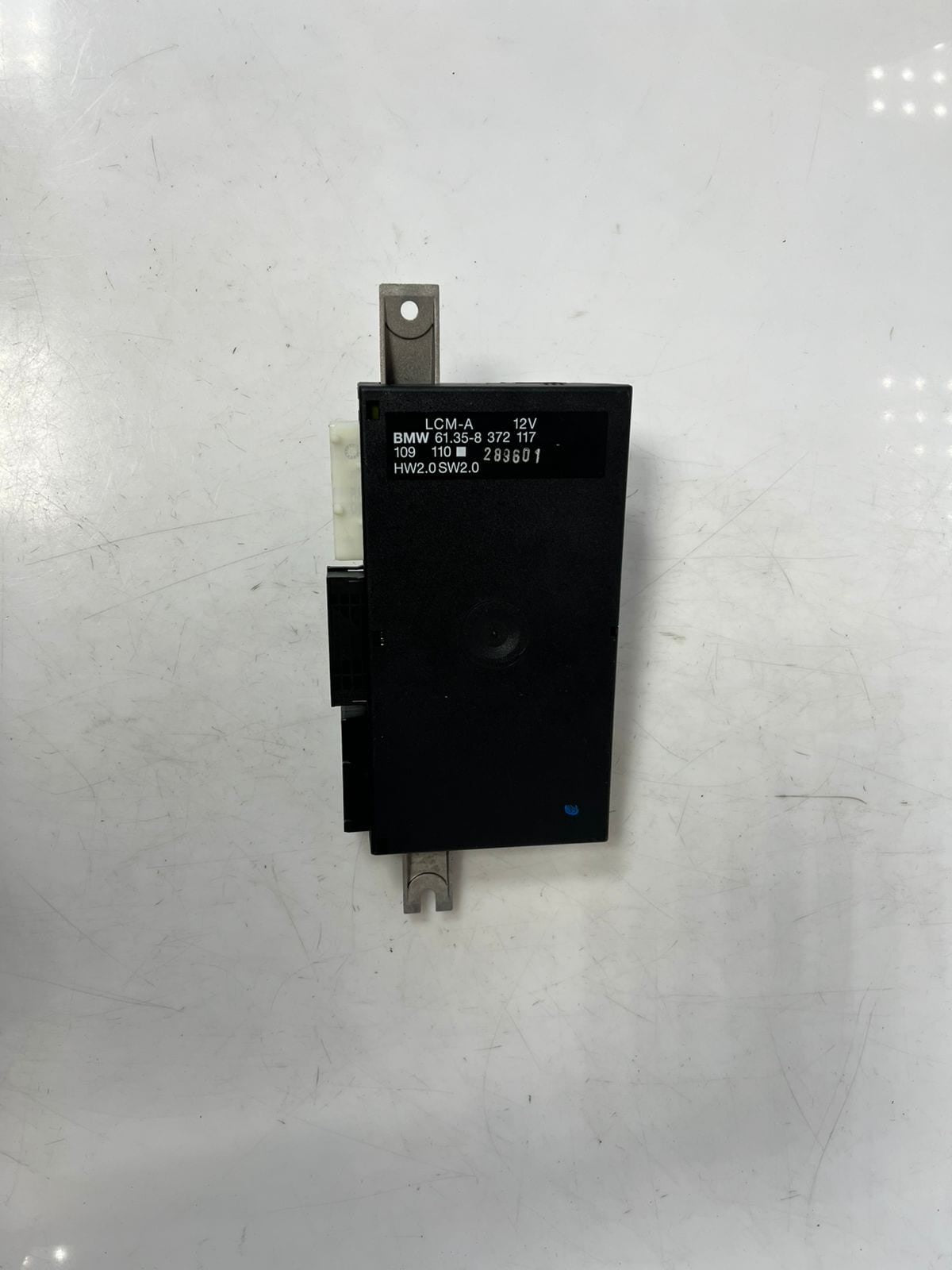 BMW 5 Series E39 and E38 Light Control Module 8372117 OEM