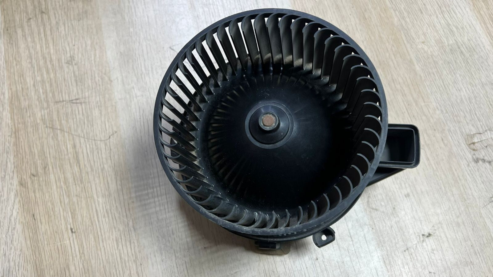 BMW Heater Blower Motor F011500123 G30, G31, F90 5 Series and G12 7 Series