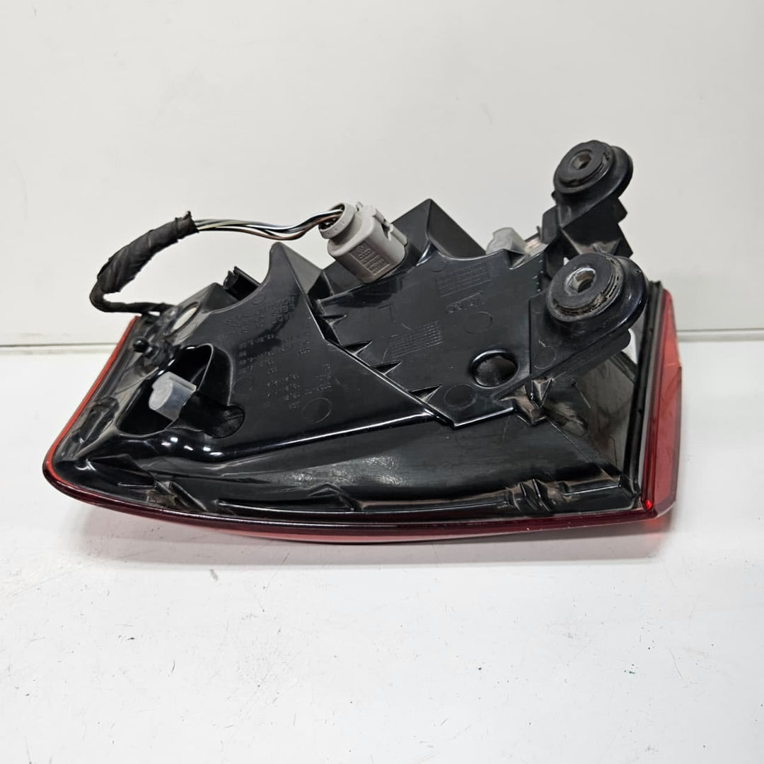 90053942-2010-2020 Audi A6 S6 C7 4G Left Taillight OEM