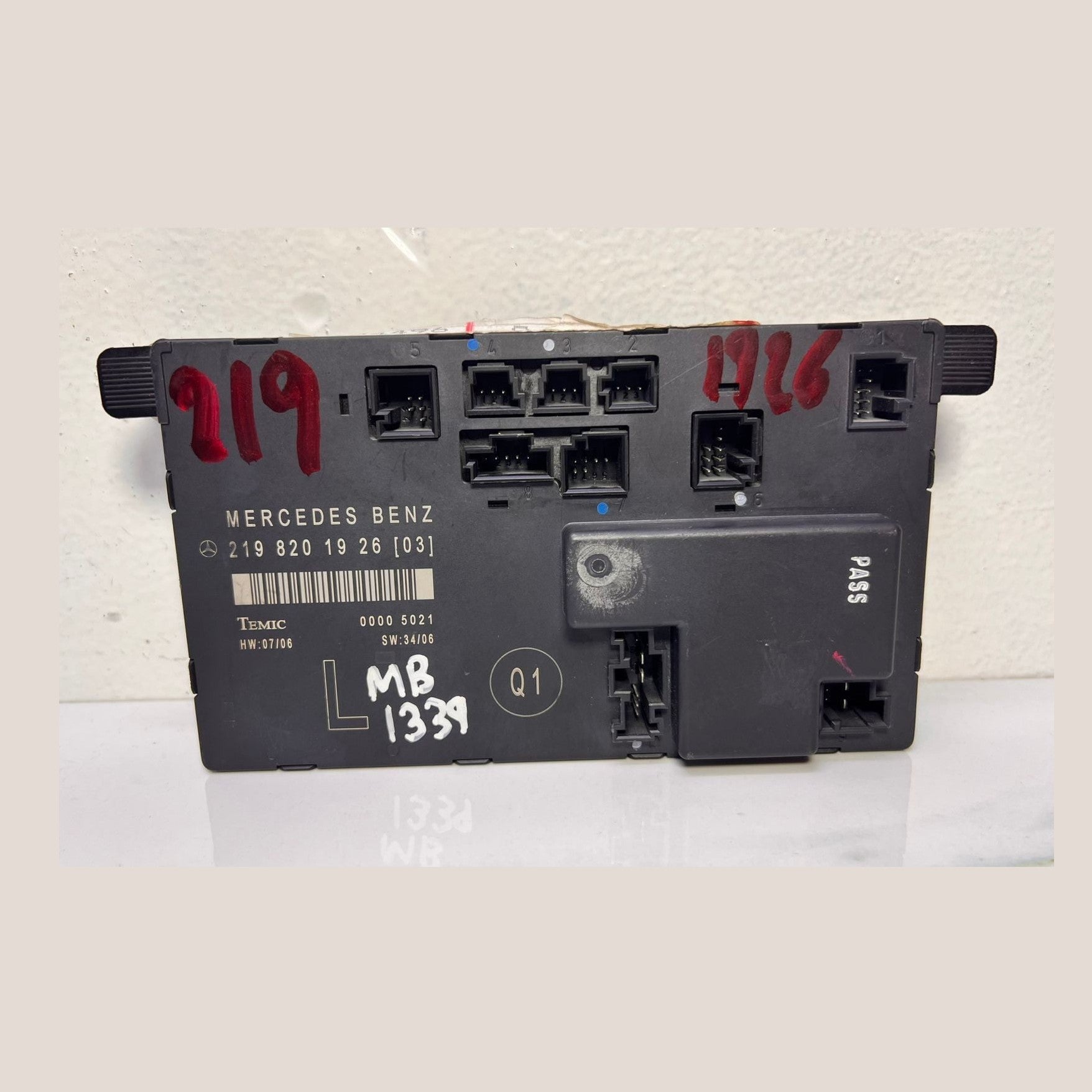2006-2011 Mercedes-Benz CLS500 Door Control Module 219 8201926 W219 CLS Class