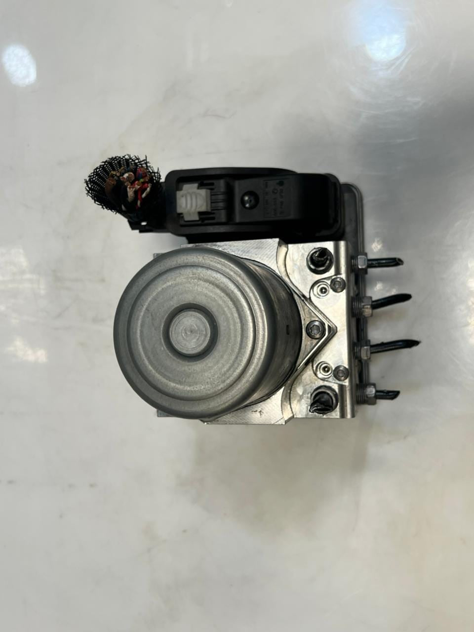2007-2009 BMW 328i G30 G11 G12 Abs Pump anti-lock brake Module 6886959 OEM