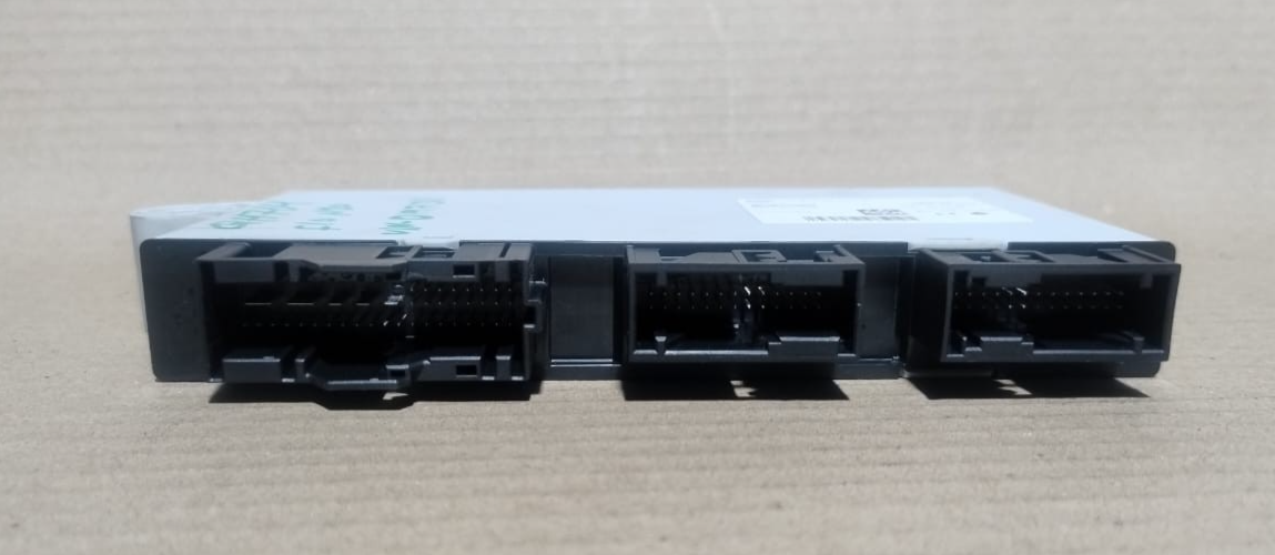 BMMW F10 N20  ENGINE CONTROL ECU UNIT SET DME + KEY  8626172