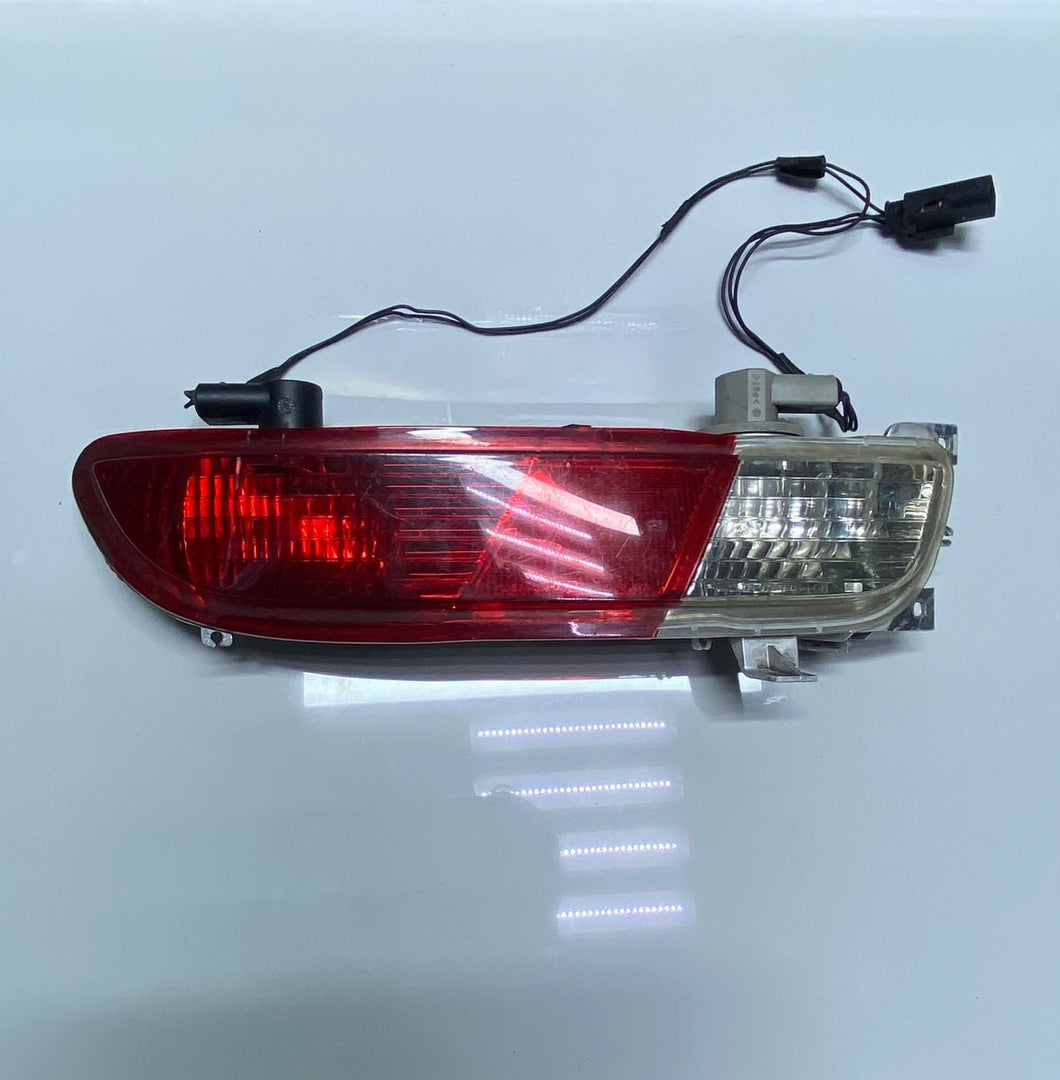 2006-2007 BMW 650i Rear Bumper Taillight 6911900 E63 E64