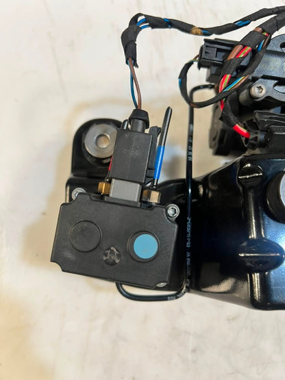 2012 BMW X5 E70 X6 E71 Air Suspension Compressor PUMP 6859714 OEM