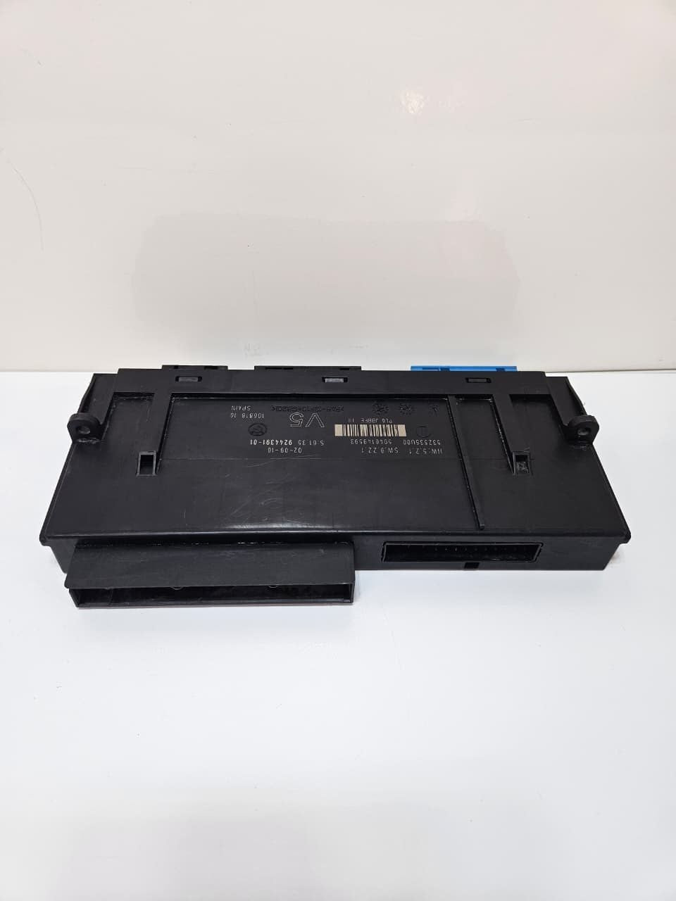 2010-2015 BMW F10 F06 F12 UNCTION BOX ELECTRONICS 3 BODY CONTROL 9244391 OEM