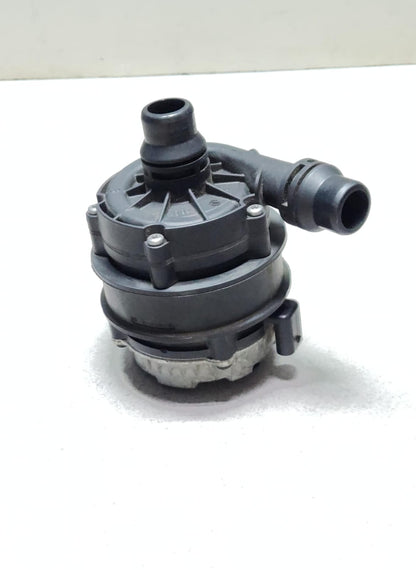 BMW Auxiliary Water Pump 8600442 F20 F22 F30 OEM