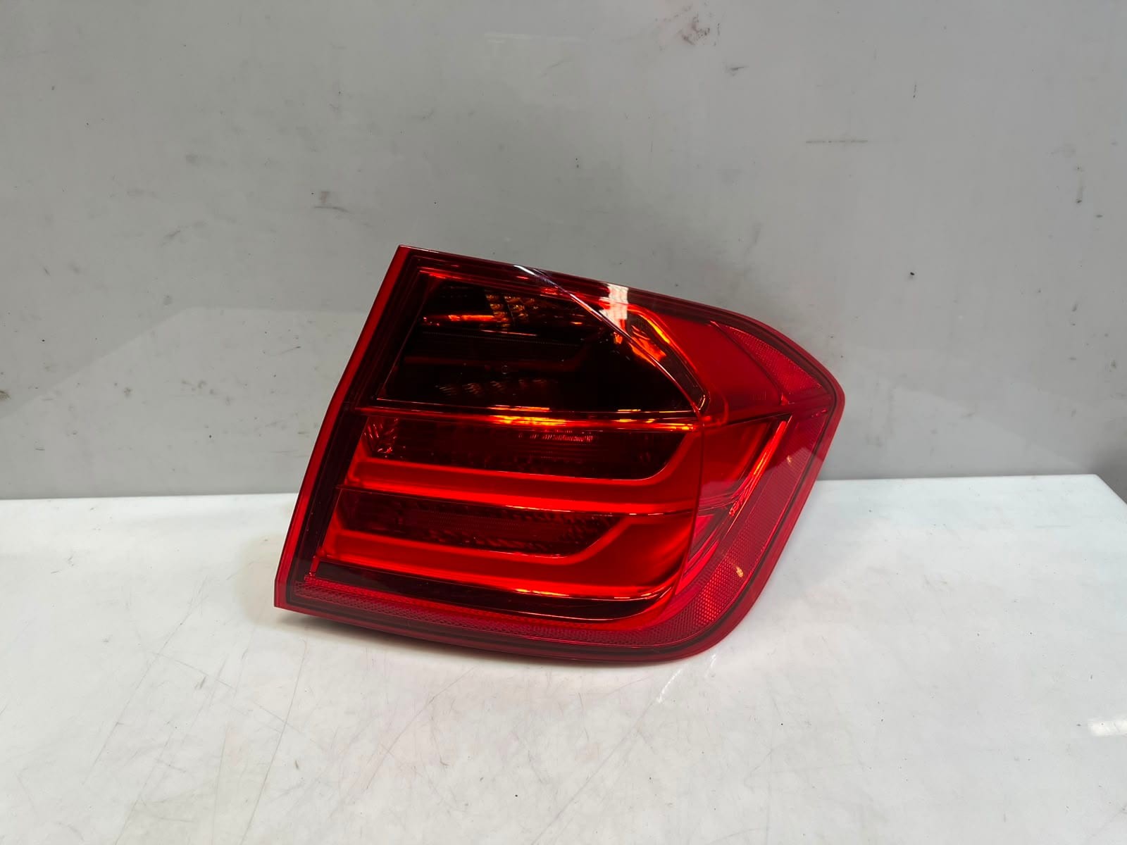 BMW 3 Series F30 Tail Light Right Outer Right Rear 7372784 ECE OEM