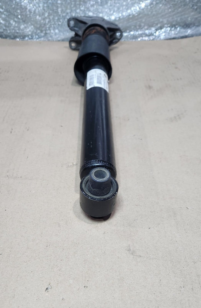 2016-2018 BMW 320i F30 F32 F33 REAR RIGHT Shock Absorber 6883830
