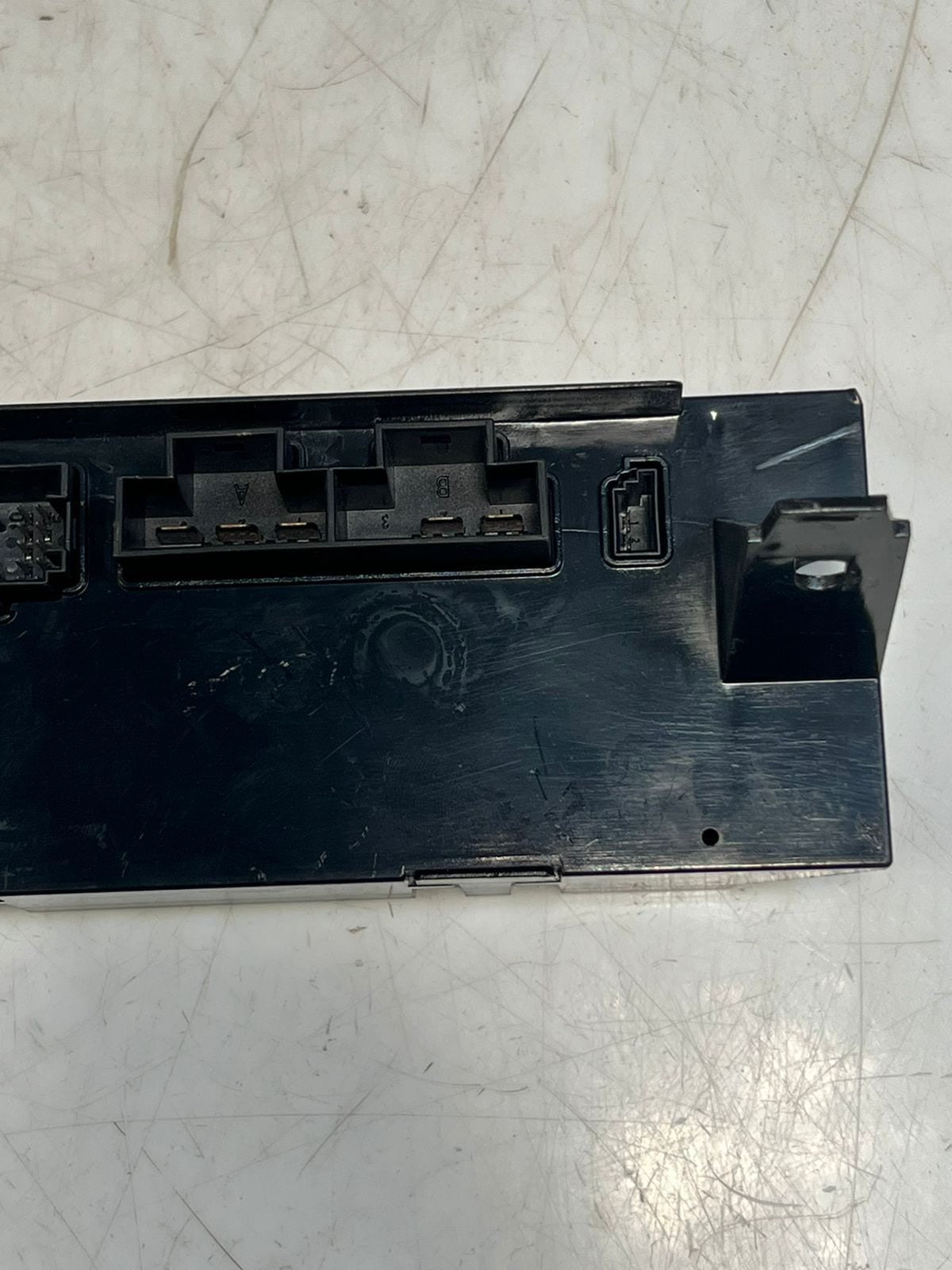 2007-2018 BMW X5 F15 and E70 3rd Row A/C Climate Control Module 9116489 OEM