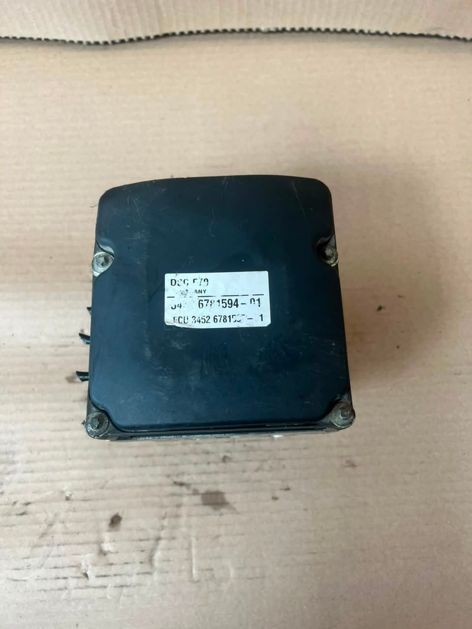 2007-2013 BMW X5 E70 and X6 E71 DSC (085) Abs Control Module 6781594-01