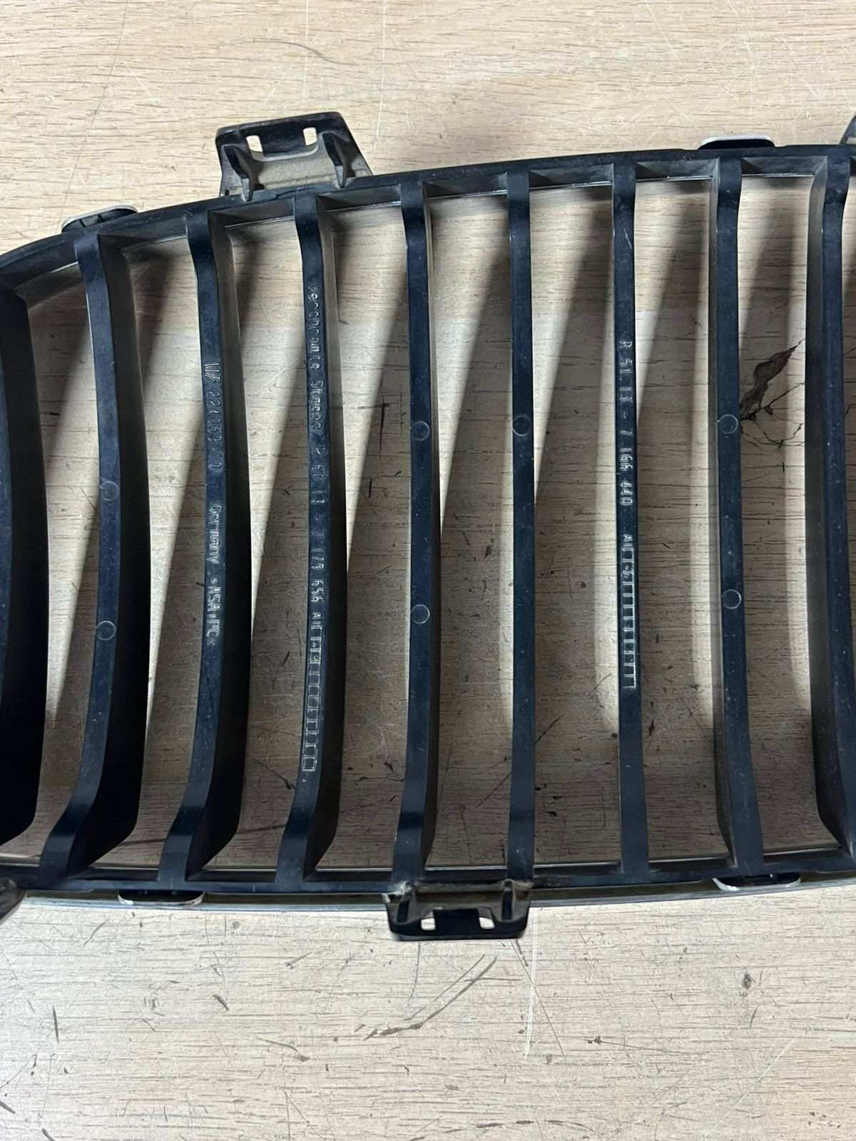 BMW 1 Series E81 E82 E87 LCI E88 Grille Chrome Frame Right O/S 7166440