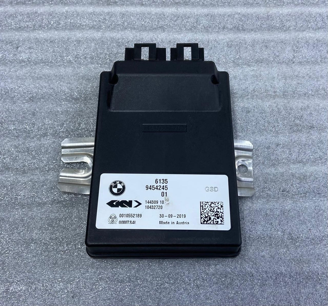 OEM BMW F90 M5 F91 Differential Locking Module  Rear Axle Control Unit 9454245