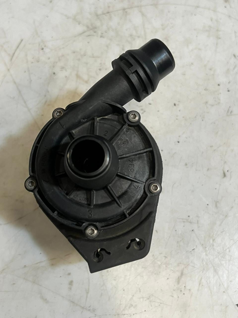 2016-2018 BMW 330e 3' F30 2.0 Hybrid Petrol Auxiliary Water Pump 8638239 OEM