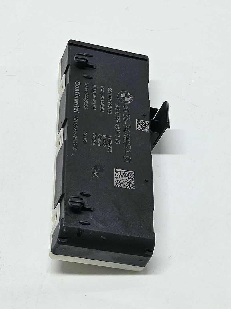 7448871-2015-2019 BMW 750i G12 B58 RHD Tailgate Control Module OEM
