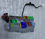 Bild in die Galerieansicht laden, BMW M340i 330i 330e G20 G26 Front Power Distribution Fuse Relay Box 6807487