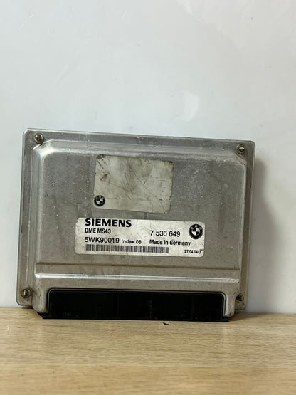 2001-2005 BMW 325i Engine Control Module 7536649 MS43 E46 M54 ECU