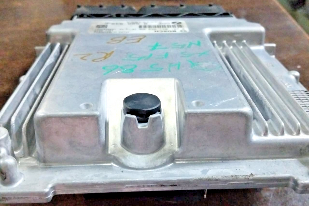 BMW X5 F15 N57N ENGINE CONTROL UNIT MODULE DDE ECU ONLY - 8586540