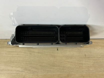 BMW Engine Control Unit 8587952