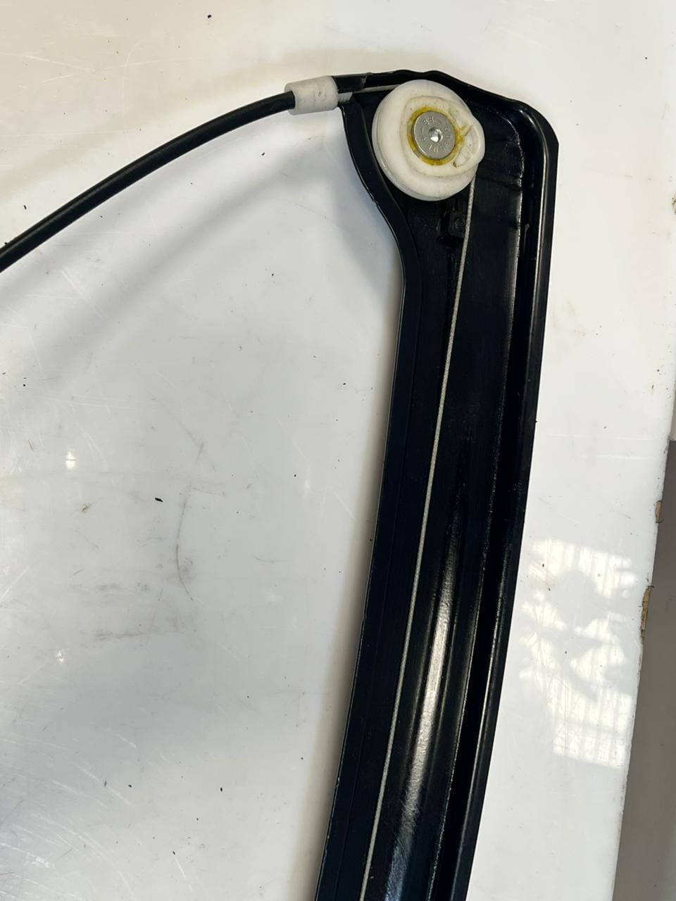 BMW 6 Series E63 E64 Front Door Window Regulator With Motor Front Left 7008623
