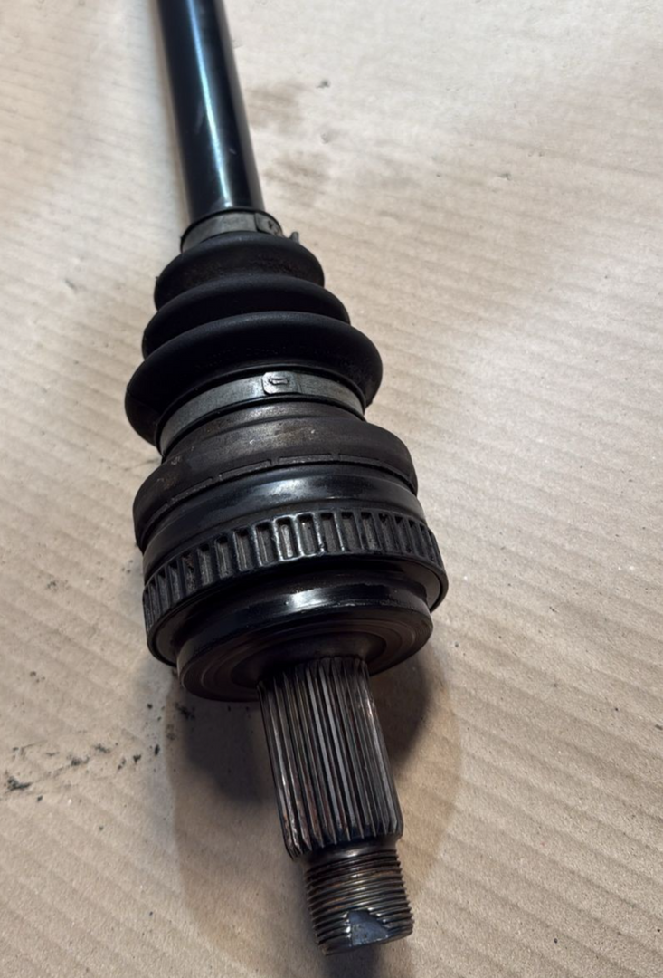 BMW AXEL OUTPUT SHAFT  E84 X1 N20 2013 RP RIGHT LK=86MM/D=29MM 1    3320-7619498