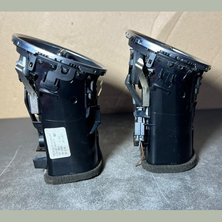 12-14 Mercedes W204 C300 C250 Front Dashboard Left  Right Heater A/C Air Vent