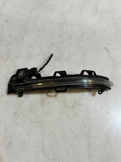 2018-2024 BMW X3 G01 X4 G02 X5 G05 X6 G06 G07 Mirror Turn Signal Light 7441439