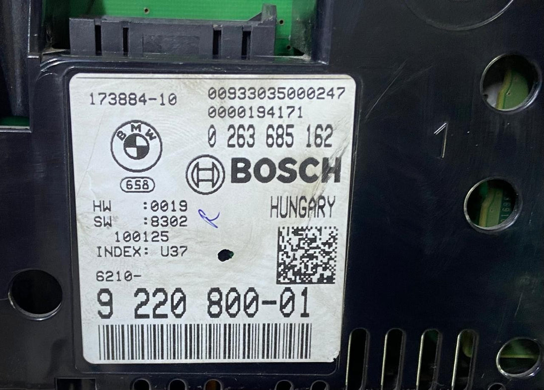 OEM BMW 5 GT F07 2009 Diesel Speedometer instrument cluster 9220800 Bosch HUD