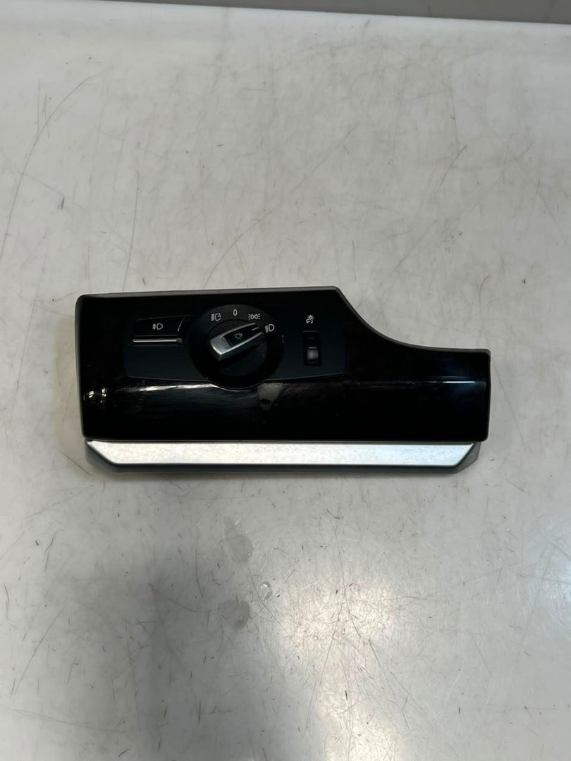 2011 BMW 528i X3 5' F01, F06, F07, F10, F12 Headlight Control Switch 9192745 