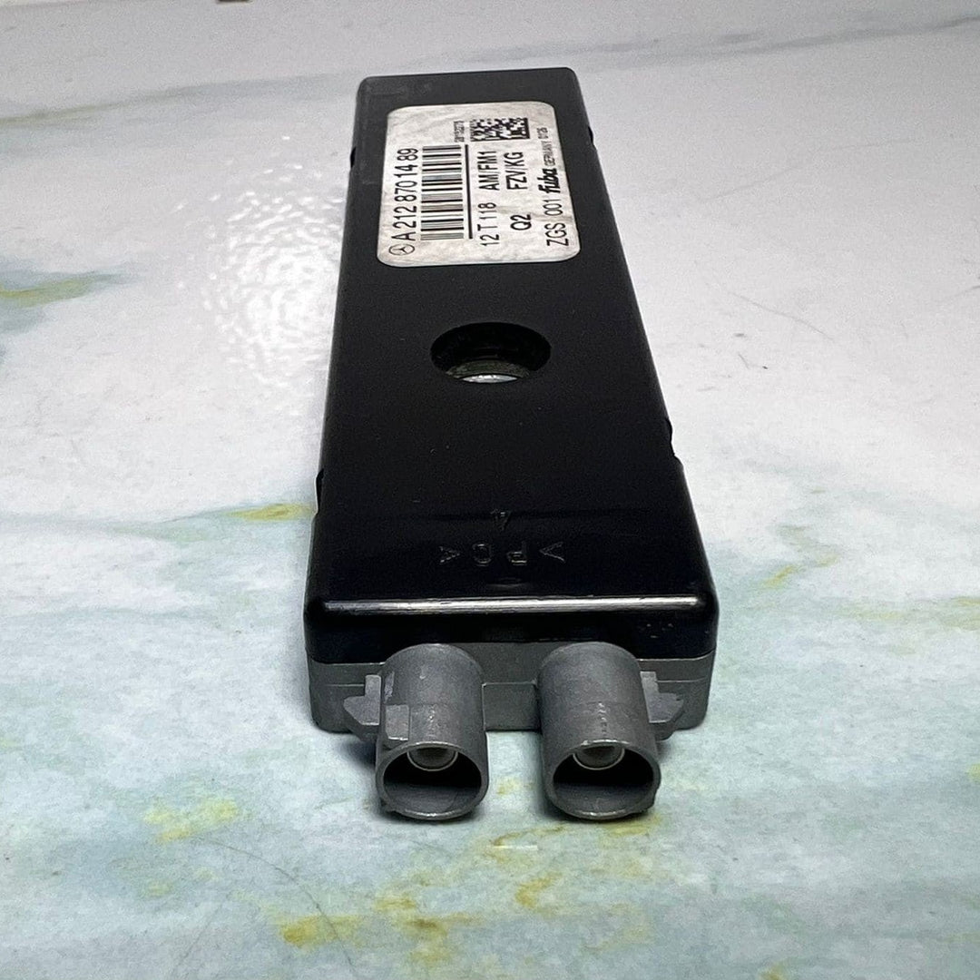 Mercedes Antenna Amplifier A2128701489 W212 E-Class and C218 CLS