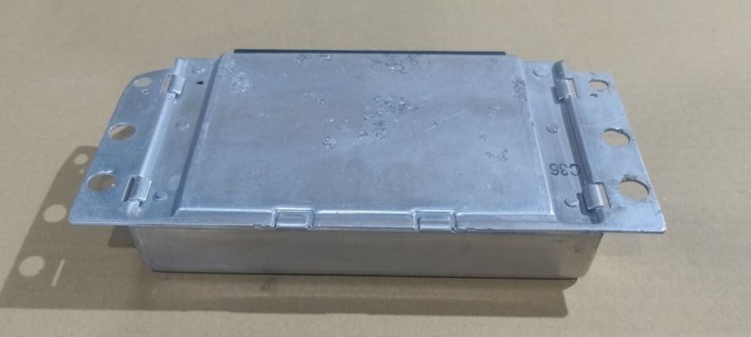 BMW E70 E71 X5M X6M REAR DIFFERENTIAL LOCK CONTROL MODULE 7595847