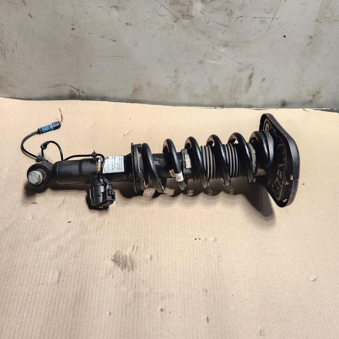 2019-2023 BMW X5 G05 Shock Absorber 6869023 X5 G05 REAR LEFT 