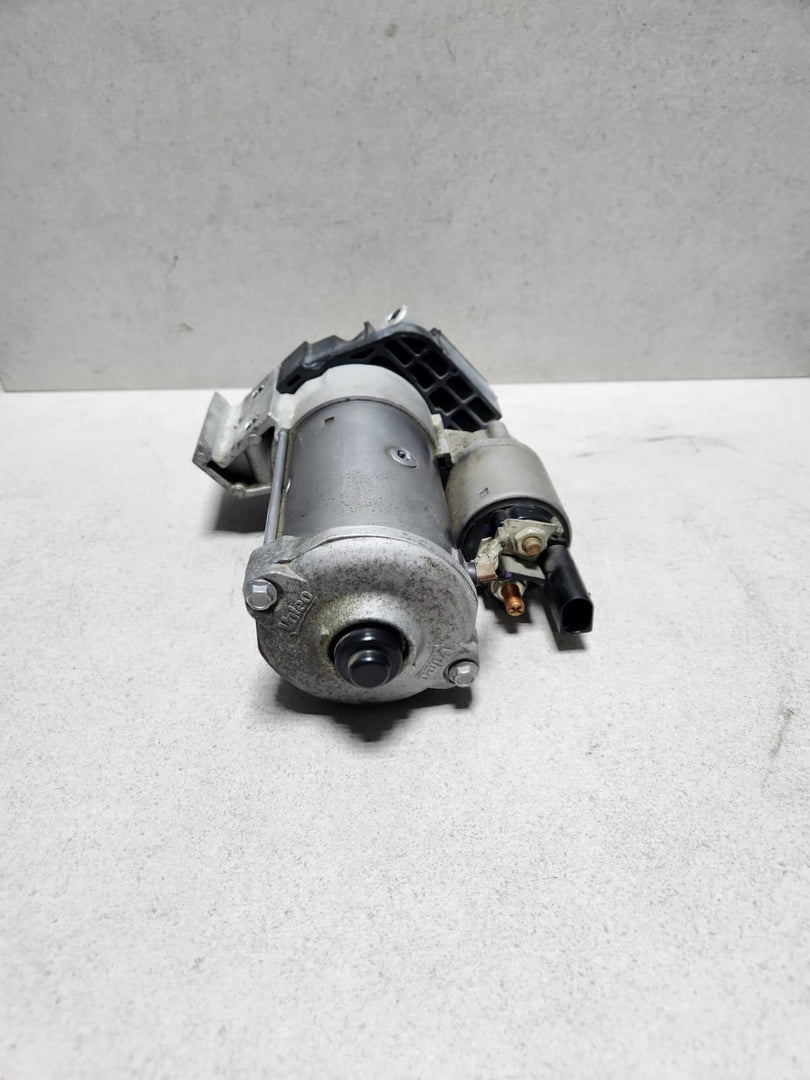 2019-2022 BMW X3 Starter Motor 8671504 3 5 6 7 Series and X3 X4 X5 X6 G model
