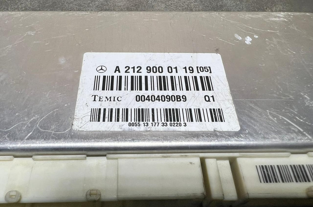 10-14 Mercedes W212 E-Class Air Airmatic Suspension Control Module A212 9000119